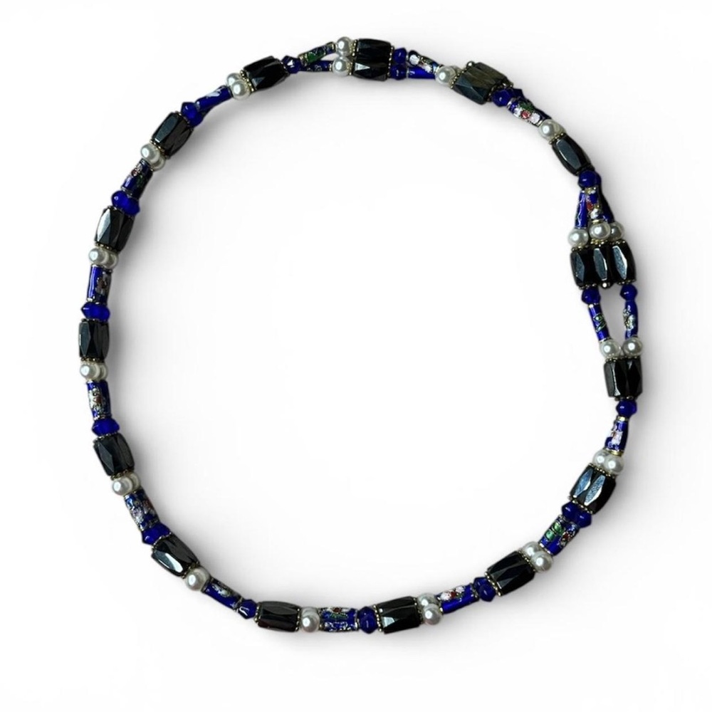 Vintage magnetic blue and black beaded necklace